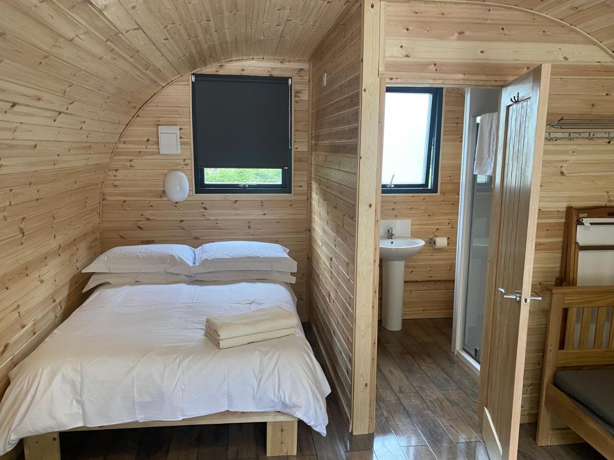 Disney Pod 7 Pet Free Villa Neath Eksteriør bilde